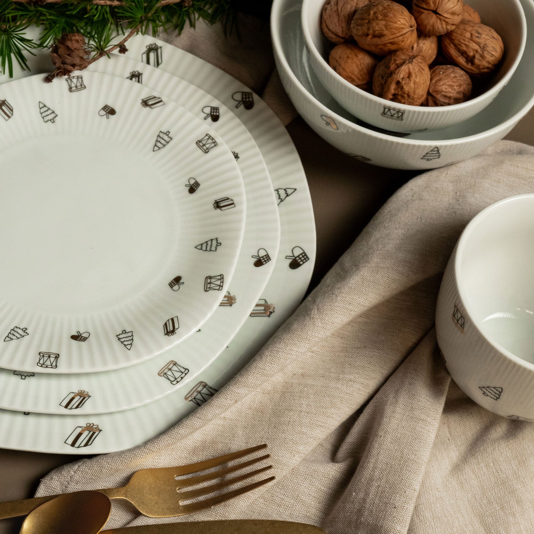 Magic Christmas Becher mit Henkel – 2 Stück